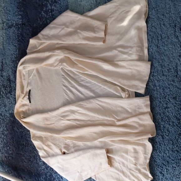 Elie Tahari open cardigan - Picture 6 of 8